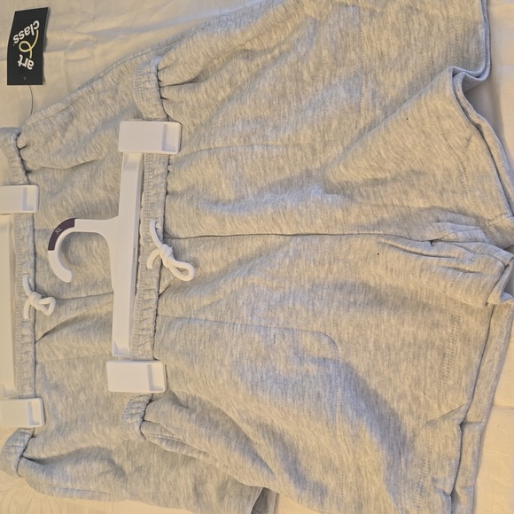 2 Art Class Girls Sweat Shorts Side Pockets XL 14 NWT - Picture 2 of 4